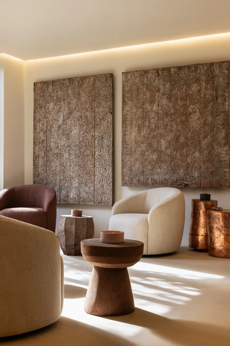 Relaxation lounge with woven blinds at The Well at Nine Yards