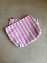 Cosmetic Bag : Material